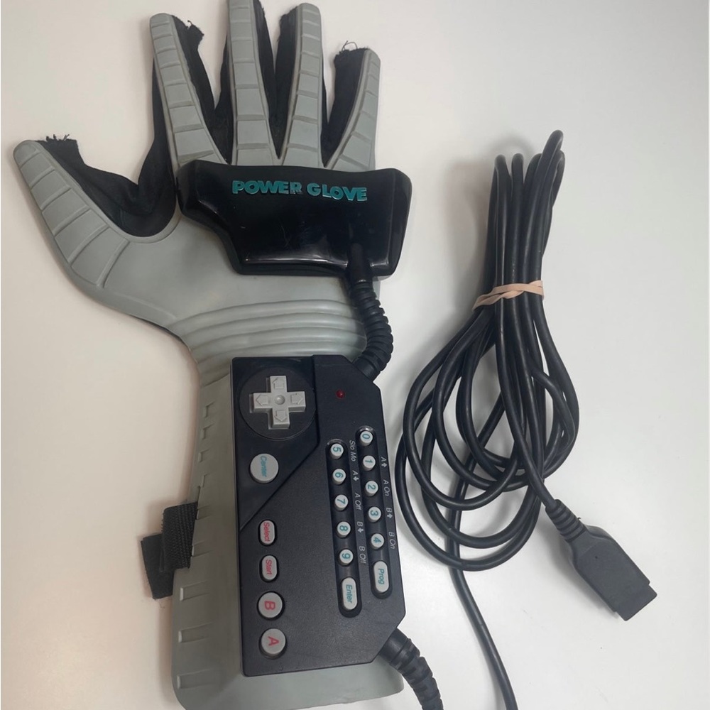 Nintendo NES Power glove GLOVE ONLY